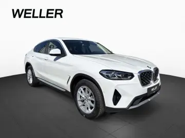 BMW X4 xDrive30d AHK DA ACC PA  LC  Adapt.LED Navi