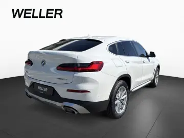 BMW X4 xDrive30d AHK DA ACC PA  LC  Adapt.LED Navi