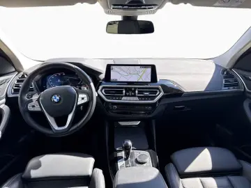 BMW X4 xDrive30d AHK DA ACC PA  LC  Adapt.LED Navi