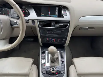 AUDI A4 B8 2.0TFSI AUTOMAT