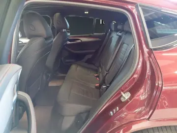 BMW X4 xDrive30d [M Sport  Pano  AHK  Standhz.  20 ]