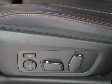 BMW X4 xDrive30d [M Sport  Pano  AHK  Standhz.  20 ]