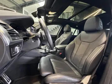 BMW X4  xDrive20i  M- Sport
