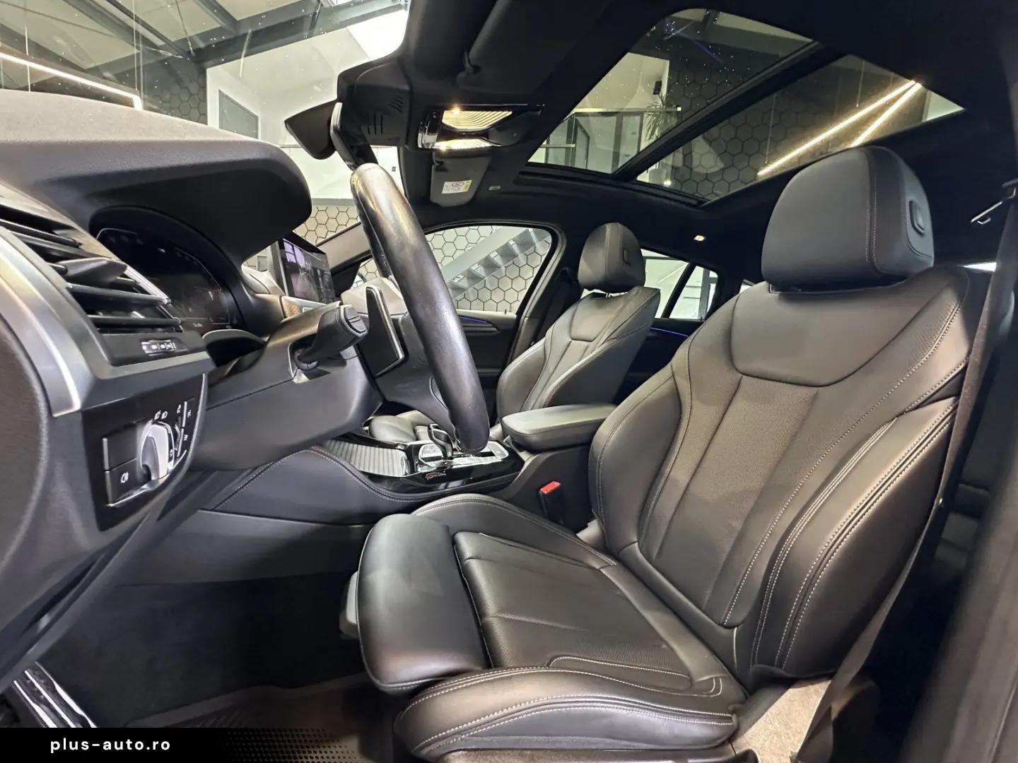 BMW X4  xDrive20i  M- Sport