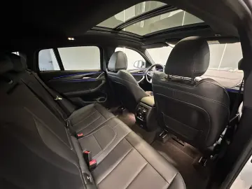 BMW X4  xDrive20i  M- Sport