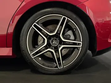 MERCEDES-BENZ A 35 AMG 4M PANO NIGHT HUD MEMORY 360 KAM LED