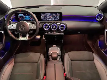 MERCEDES-BENZ A 35 AMG 4M PANO NIGHT HUD MEMORY 360 KAM LED