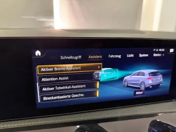 MERCEDES-BENZ A 35 AMG 4M PANO NIGHT HUD MEMORY 360 KAM LED