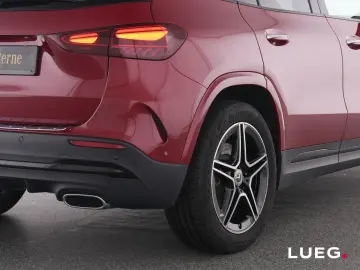MERCEDES-BENZ GLA 220 d 4Matic AMG Pano MBeam KeyGo &hellip;