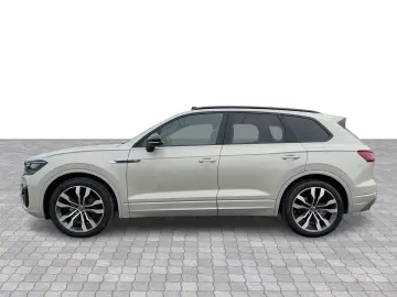 VW Touareg R-Style V6 TDI