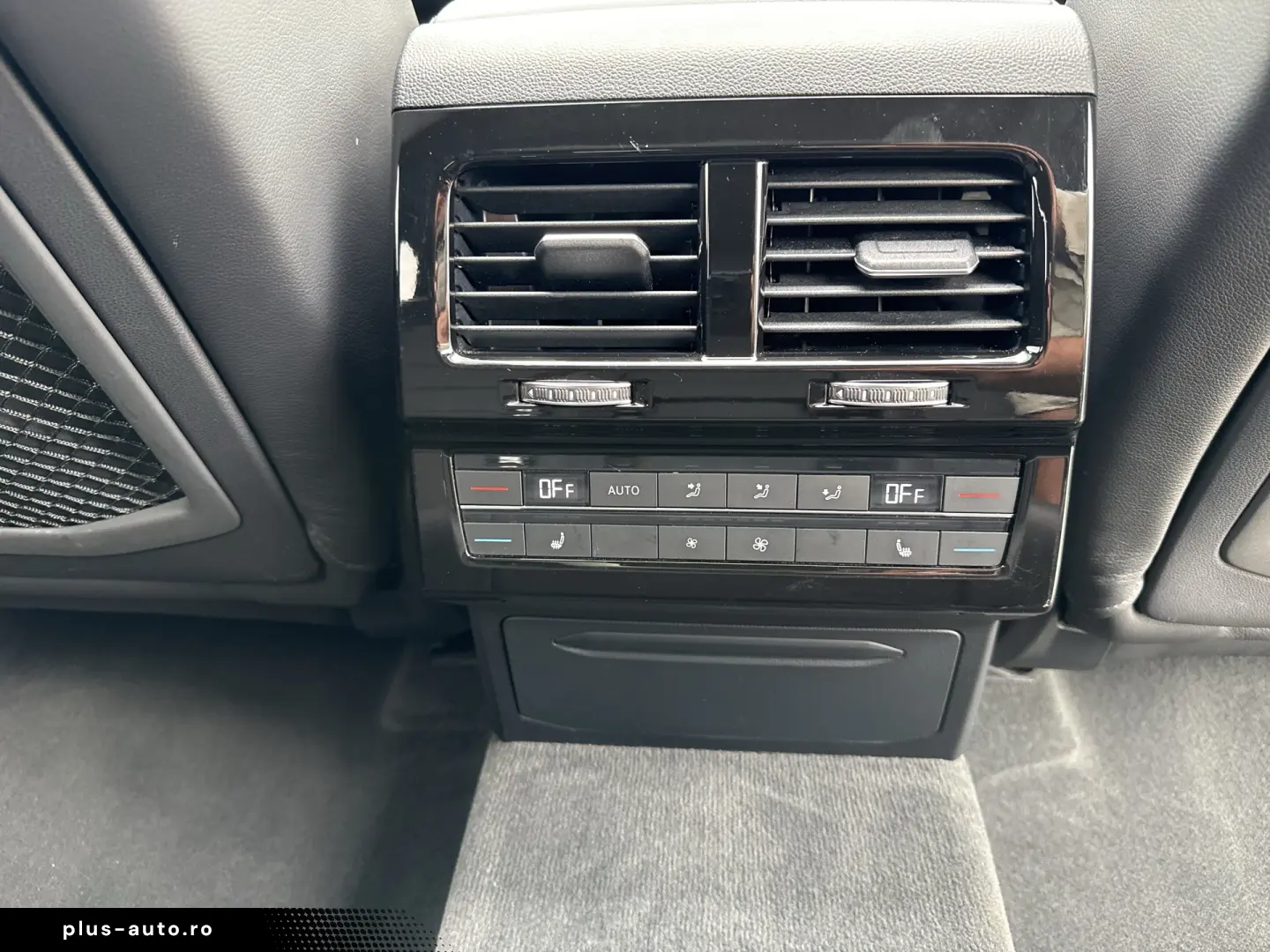 VW Touareg R-Style V6 TDI