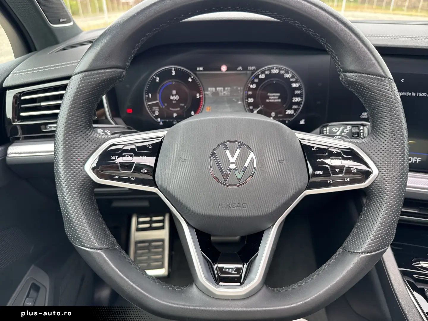 VW Touareg R-Style V6 TDI