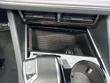 VW Touareg R-Style V6 TDI