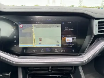 VW Touareg R-Style V6 TDI