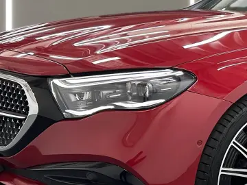 MERCEDES-BENZ E 200 4M AMG WideScreen 360  Airmat Burmester