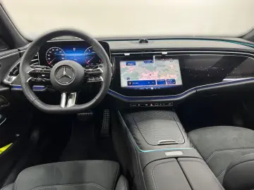 MERCEDES-BENZ E 200 4M AMG WideScreen 360  Airmat Burmester