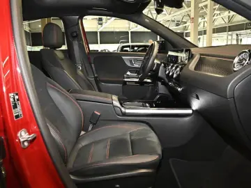 MERCEDES-BENZ EQA 300 4M AMG Sport Advanced  NIGHT P…