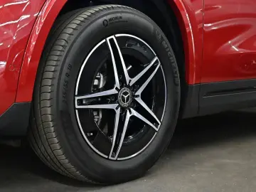 MERCEDES-BENZ EQA 300 4M AMG Sport Advanced  NIGHT P…