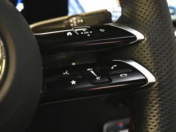 MERCEDES-BENZ EQA 300 4M AMG Sport Advanced  NIGHT P…