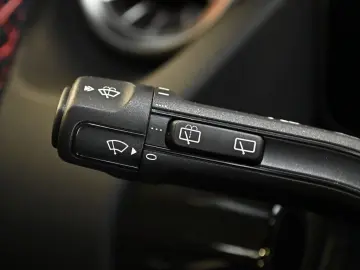 MERCEDES-BENZ EQA 300 4M AMG Sport Advanced  NIGHT P…