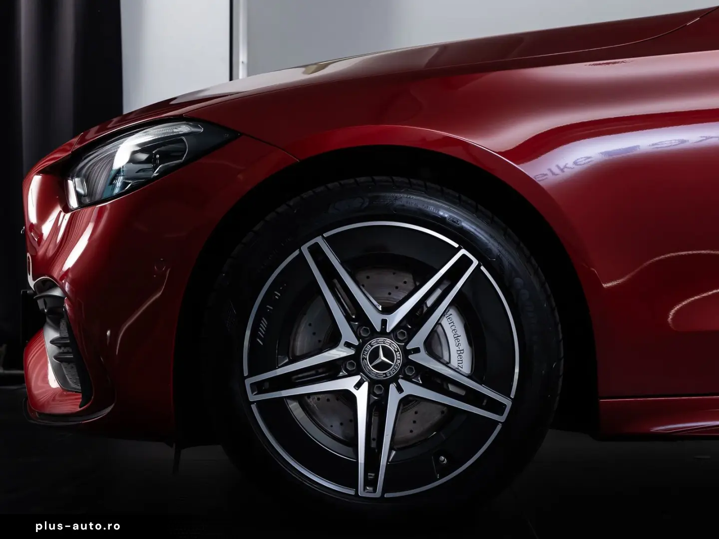 MERCEDES-BENZ C 400 e AMG-LINE PANO HUD BURM SPORTSITZ AHK