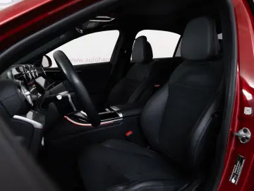 MERCEDES-BENZ C 400 e AMG-LINE PANO HUD BURM SPORTSITZ AHK