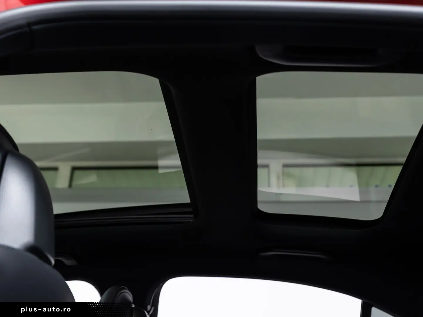 MERCEDES-BENZ C 400 e AMG-LINE PANO HUD BURM SPORTSITZ AHK