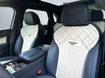 BENTLEY Bentayga V8 First Edition 1.Hand E-AHK NAIM