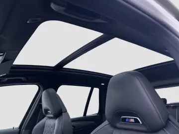 BMW X3 M Competition    DriversPackage PanoSD