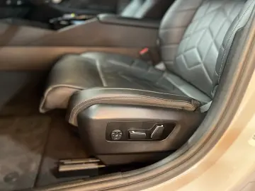 BMW 520 i M Sport  Pano  Leder  360