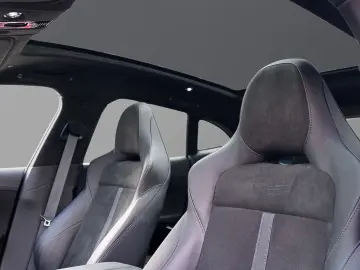 ASTON MARTIN DBX 550 UPE 227.330 -€ Jet Black   Onyx Black