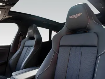 ASTON MARTIN DBX707 MY25   Carbon Pack   Bowers&Wilkins