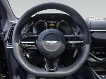 ASTON MARTIN DBX707 MY25   Carbon Pack   Bowers&Wilkins