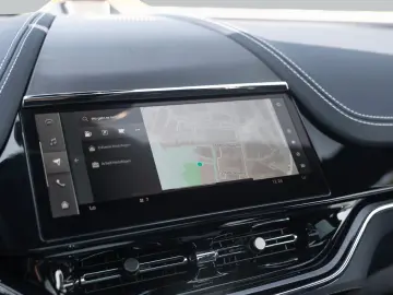 ASTON MARTIN DBX707 MY25   Carbon Pack   Bowers&Wilkins