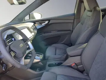 AUDI Q4 Sportback e-tron 50 e-tron quattro SONOS LED