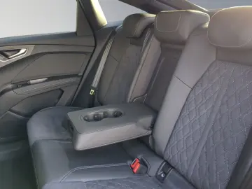 AUDI Q4 Sportback e-tron 50 e-tron quattro SONOS LED