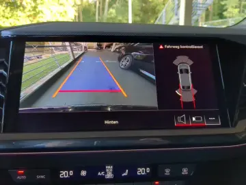 AUDI Q4 Sportback e-tron 50 e-tron quattro SONOS LED