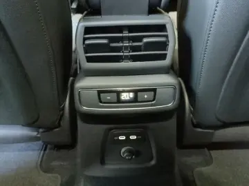 AUDI Q4 Sportback e-tron 50 e-tron quattro SONOS LED