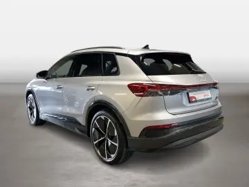 AUDI Q4 55 e-tron quattro 360 ACC DynLicht