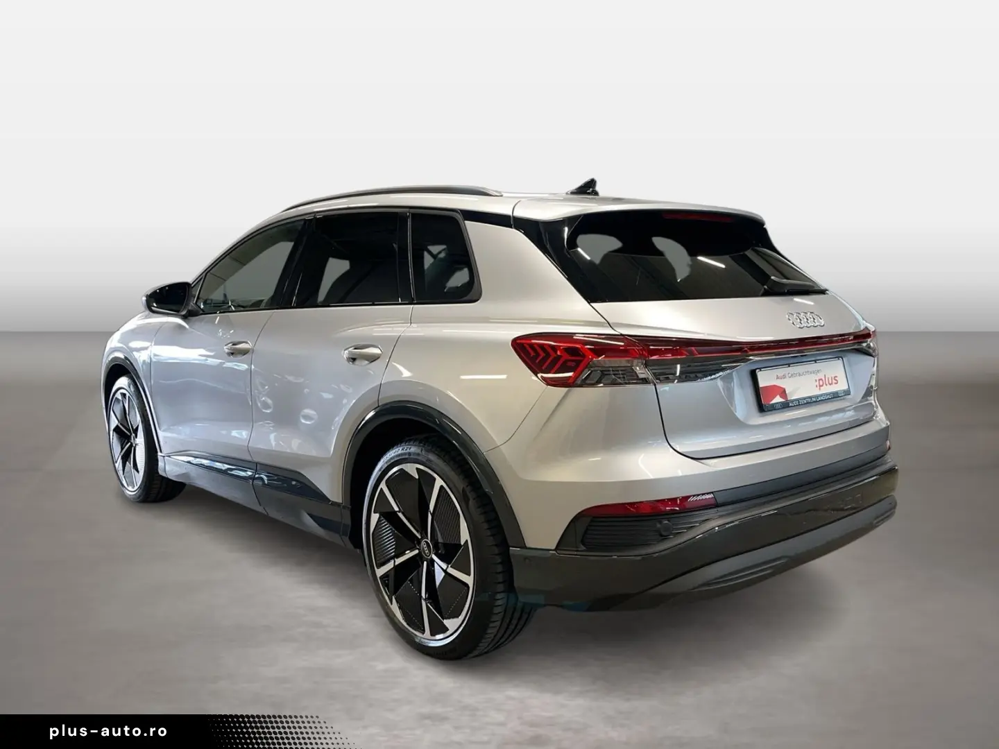AUDI Q4 55 e-tron quattro 360 ACC DynLicht