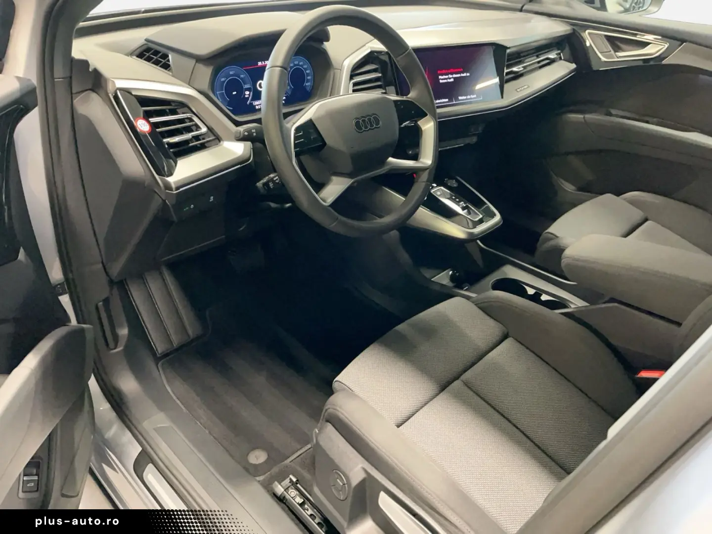 AUDI Q4 55 e-tron quattro 360 ACC DynLicht