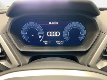 AUDI Q4 55 e-tron quattro 360 ACC DynLicht