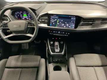 AUDI Q4 Sportback 45 e-tron quattro AUT DynLicht