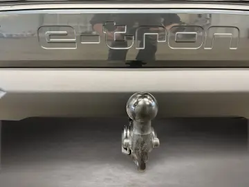 AUDI Q4 Sportback 45 e-tron quattro AUT DynLicht