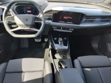 AUDI Q4 Sportback e-tron 45 quattro 77 kWh S line