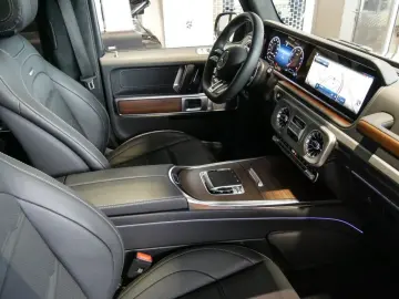 MERCEDES-BENZ G 63 AMG EXCLUSIVE Technik SHD AHK Std…