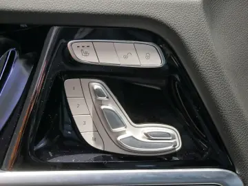 MERCEDES-BENZ G 63 AMG EXCLUSIVE Technik SHD AHK Std…