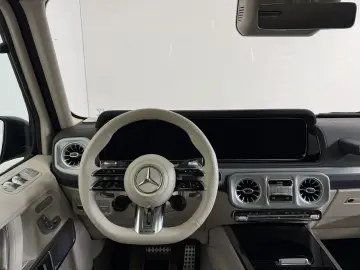 MERCEDES-BENZ G 63 AMG MANUFAKTUR 1.Hand Pano PERFOR…
