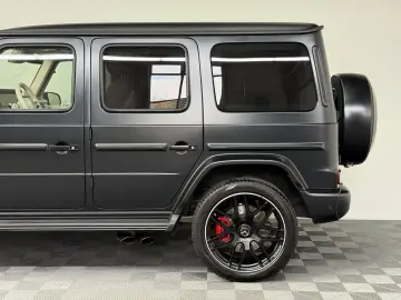 MERCEDES-BENZ G 63 AMG MANUFAKTUR 1.Hand Pano PERFOR…