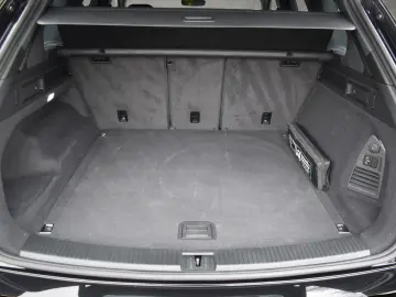 VW Touareg 3.0 TDI DSG 4 M APP-C. AHK Ga. bis 2029